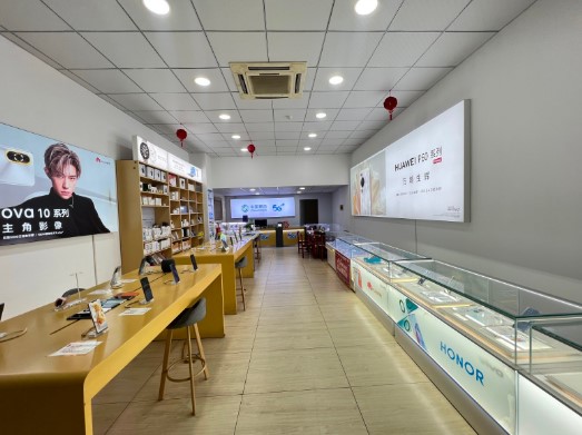 新垵永辉超市旁手机店转让，大照/集体照_图3