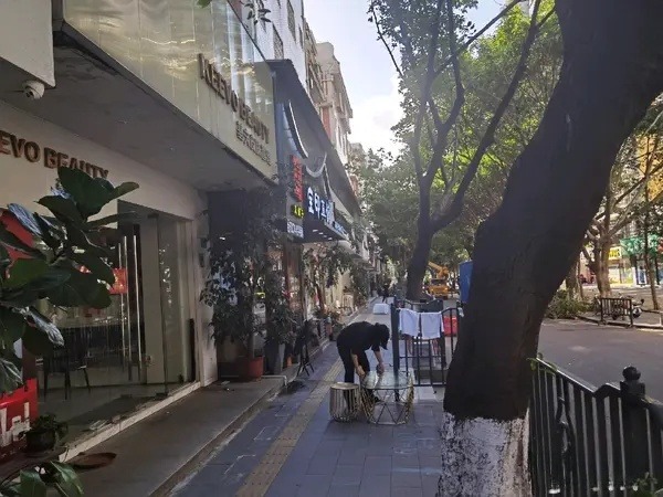 瑞景商业广场沃尔玛边临街店面业主无转让费招租